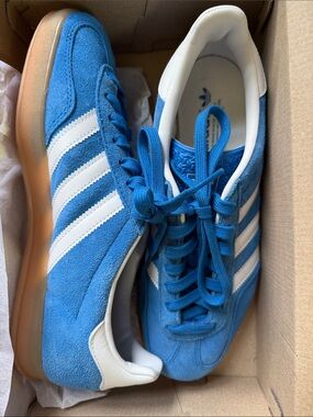 NIB Adidas Gazelle Blue Bird Suede Sneakers